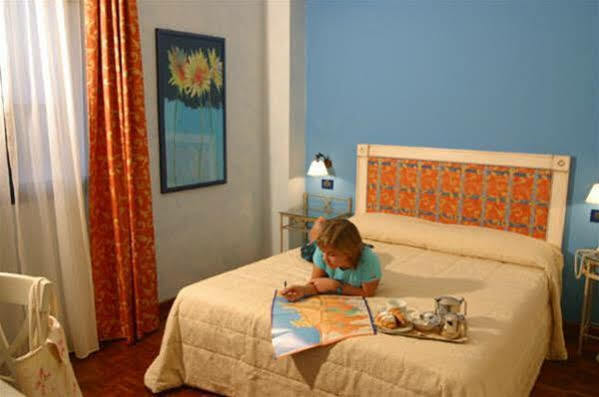 Motel - Hotel Nautico Pozzallo Luaran gambar